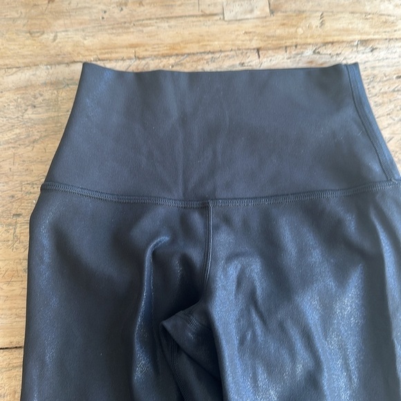 Rare Lululemon Align™ High-Rise 25" Shine Leggings – Radiant Foil Black – Size 2 - Picture 6 of 11